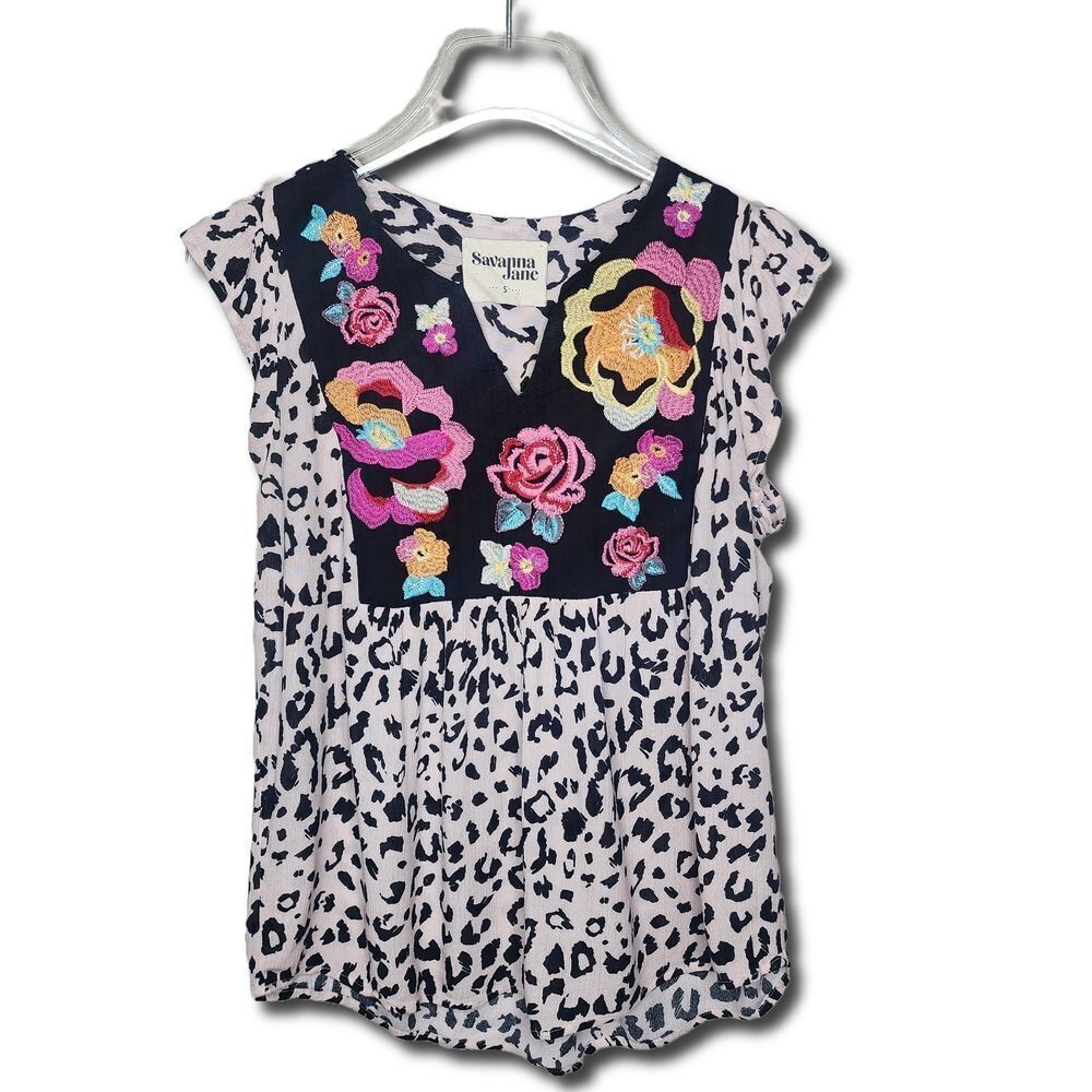 Savanna Jane Floral Embroidered Leopard Print‎ Top Size Small